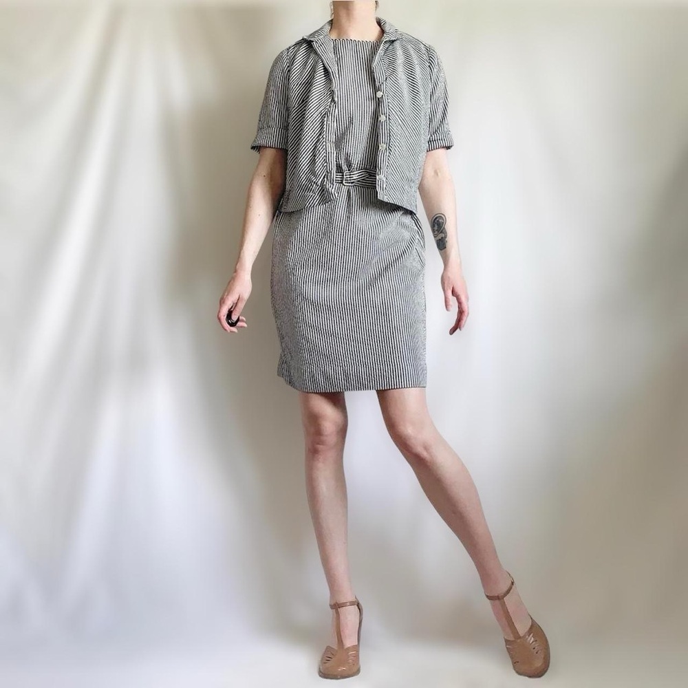 Vintage 40s/50s Navy Blue & White Seersucker Dress & Jacket